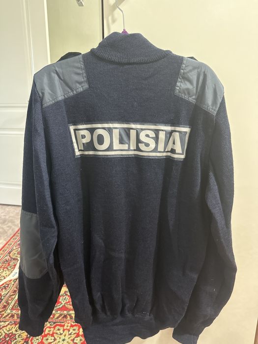 Свитер полицейского