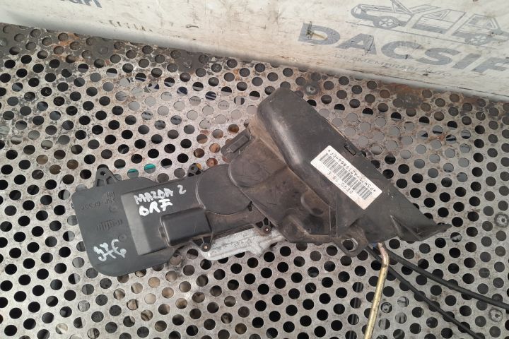 Broasca usa fata dreapta DE9085E Mazda 2 DY