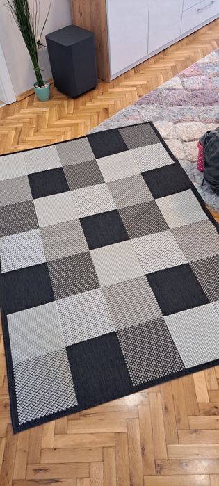 Килими различни  130/190