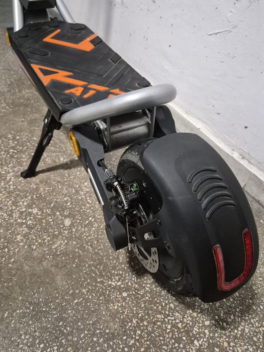 Vând trotineta electrică Kukirin A1 A1