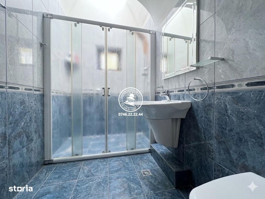 Apartament spectaculos, bloc tip vilă, Târgu Cucu