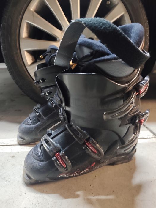 Clapari mărimea 37,40,43