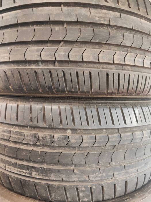 2бр.летни гуми 225/50/17 Vredestein