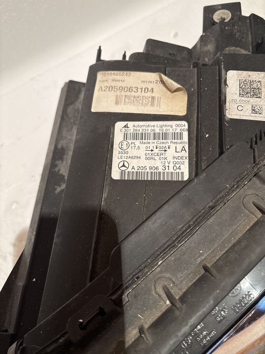 Фар Mercedes C-class W205