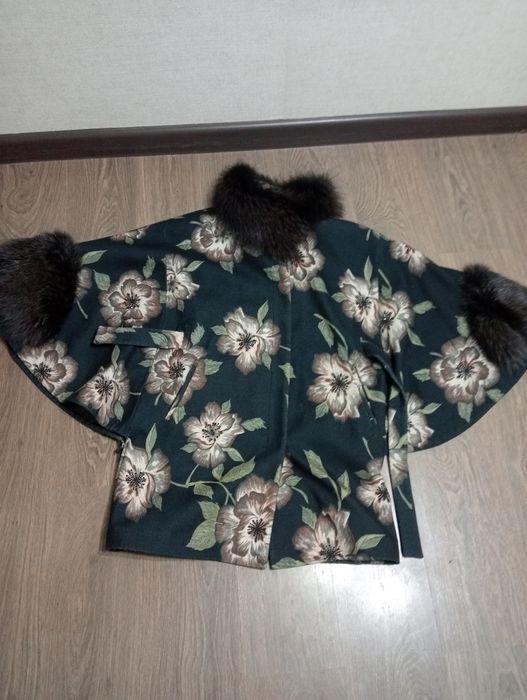 Продам пальто пончо