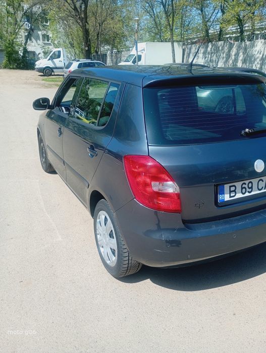 Vând Skoda Fabia 2