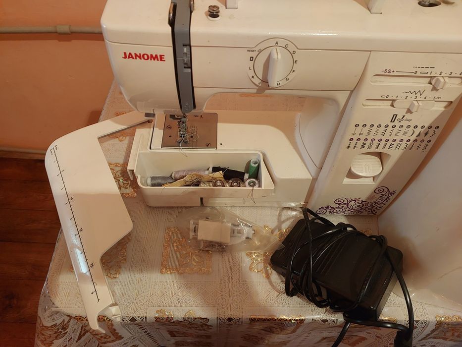 Тігін машинасы janome