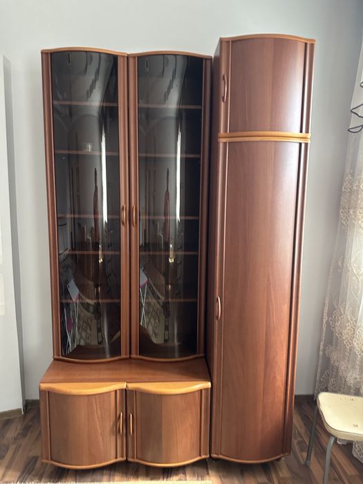 Продам гарнитур в гостиную