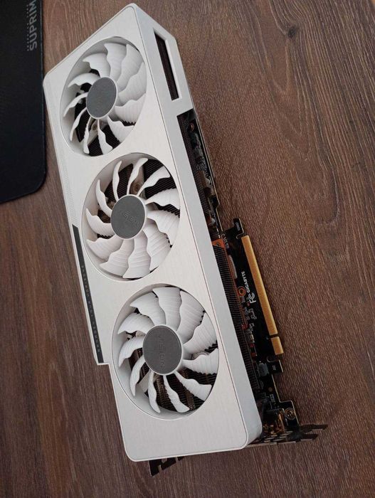 Placa video nvidia rtx 3080 ti vision OC Gigabyte 12GB