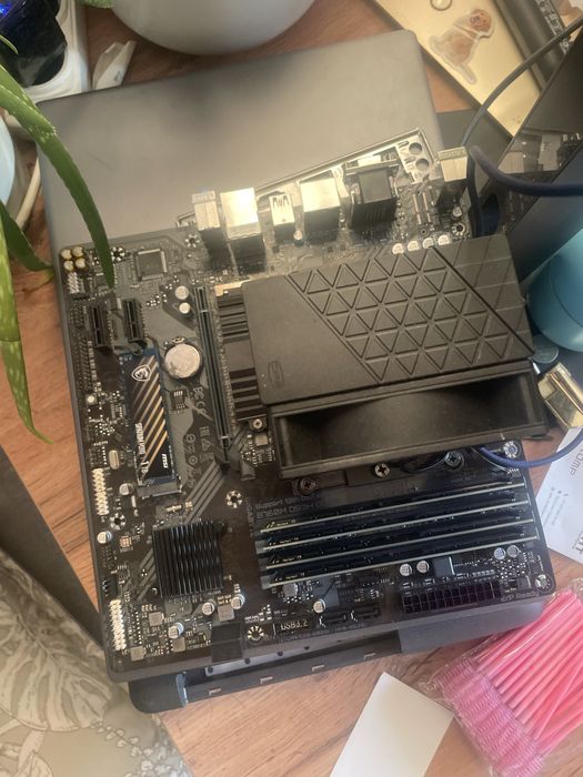 B760 ds3h + I7-13700 комплект