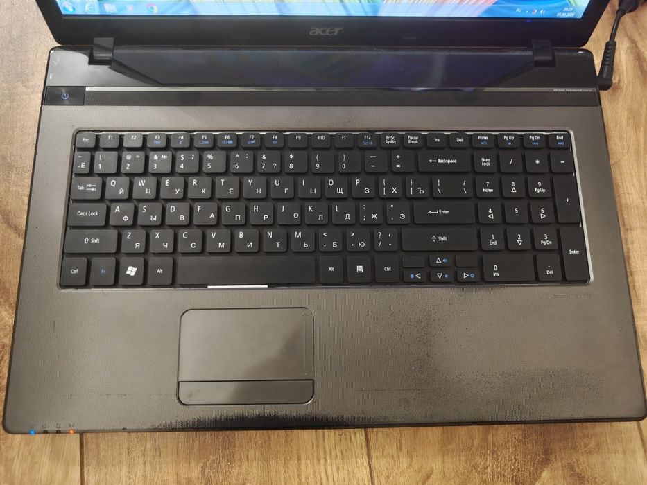 Ноутбук Acer большой