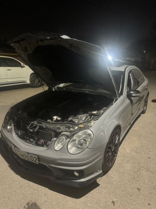 продам мерседес е63 211 амг
