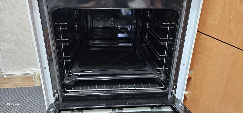 Продам плиту электрическую