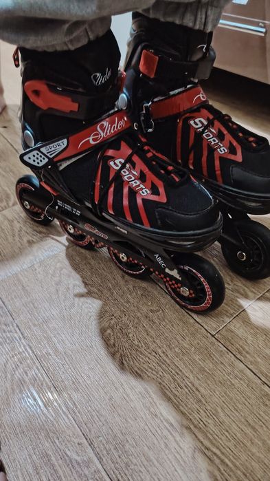 Продам  Роликовые коньки