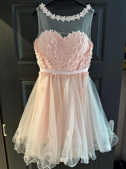 Дамска официална рокля