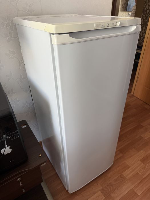 Морозильная камера Бирюса