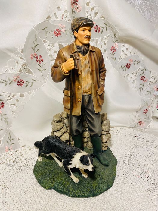 статуетка Леонардо