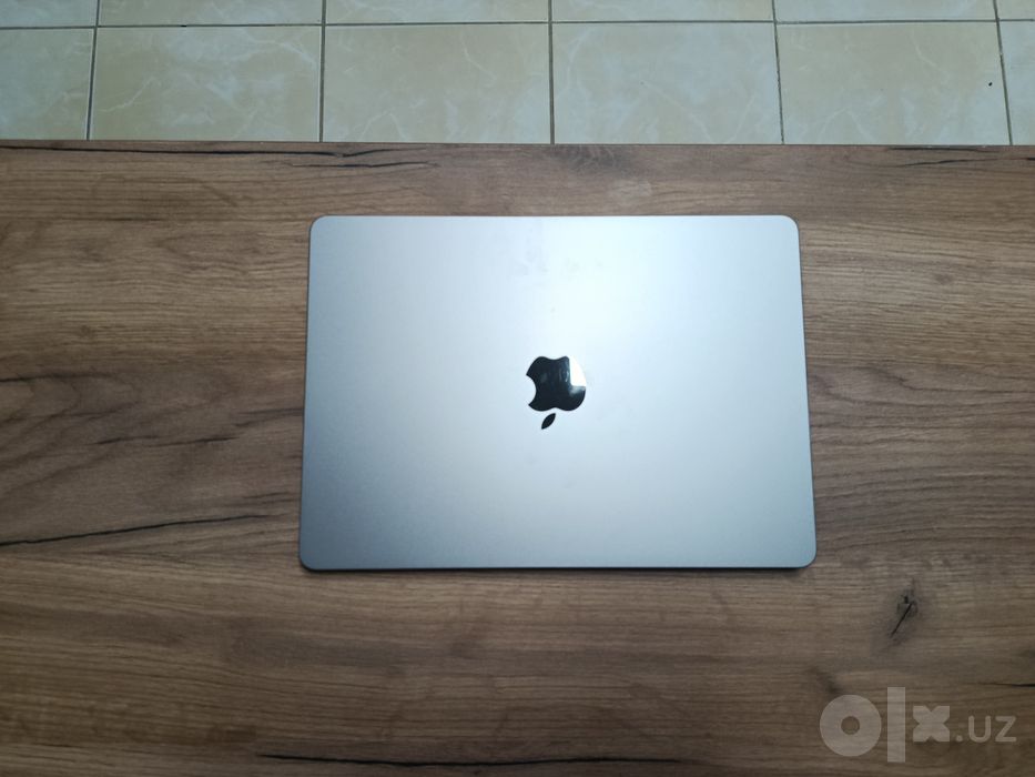 macbook air m2, 13.3", 512gb