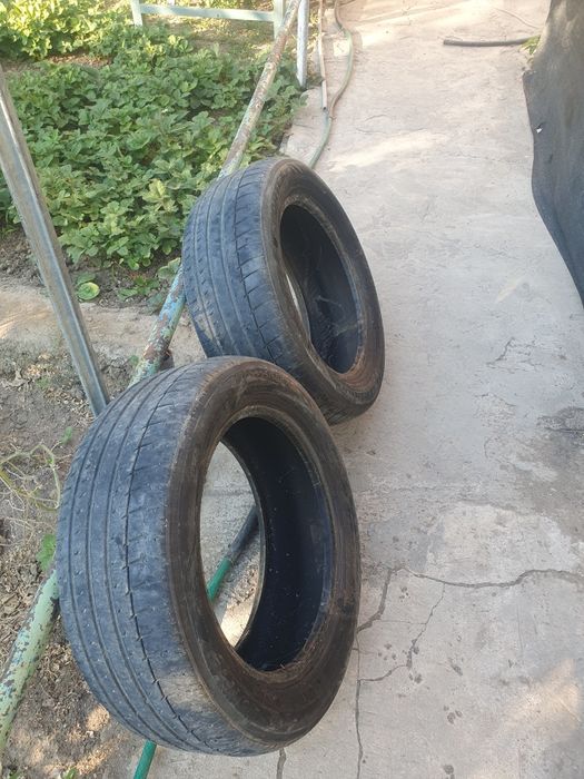 Продаю покрышки r17