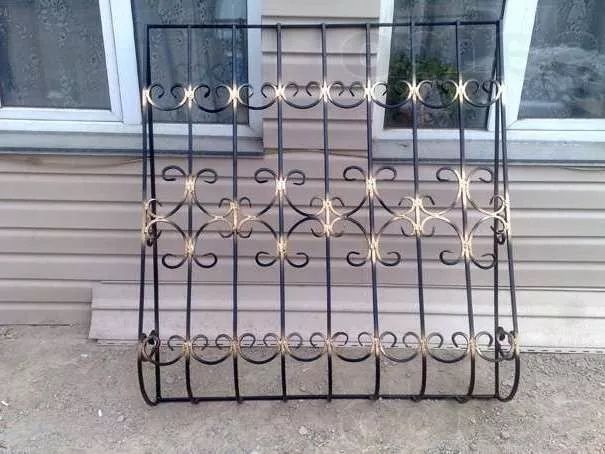 Решетки оградки урны