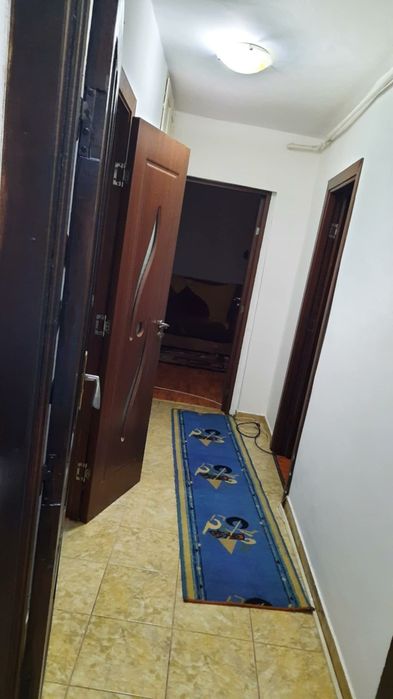 Inchiriez garsoniera