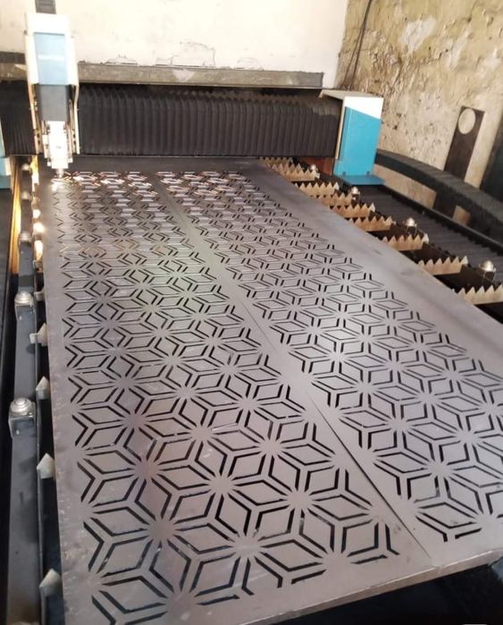 Lazerda metall va naqsh kesish xizmati