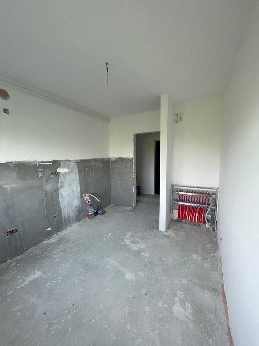 Apartament 4 camere, etaj 3, 2 băi, 2 balcoane