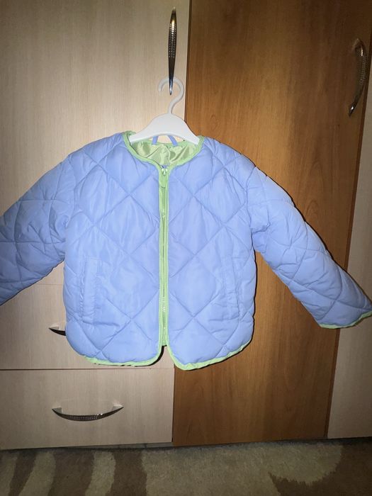 Демиссизонная куртка на девочку, фирмы Acoola, обмена и торга нет