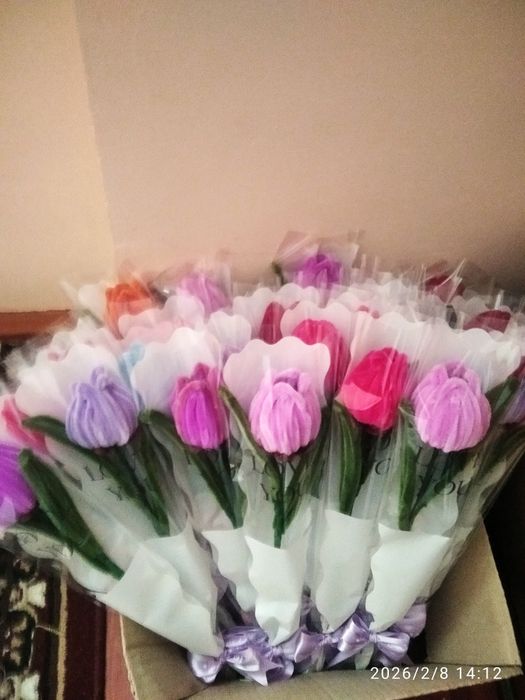 Sunʼiy gullar momiq simlardan