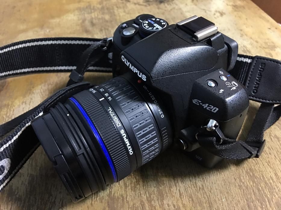 Фотоаппарат OLYMPUS E-420