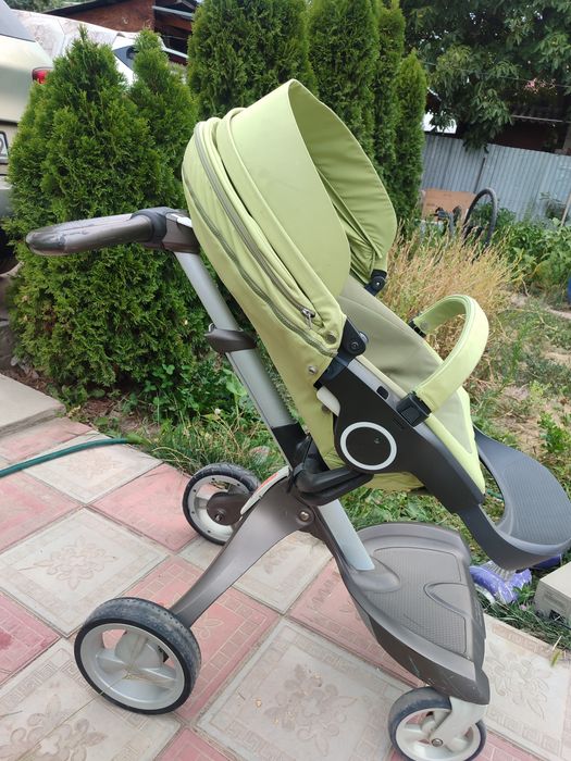 Продается коляска Stokke explore