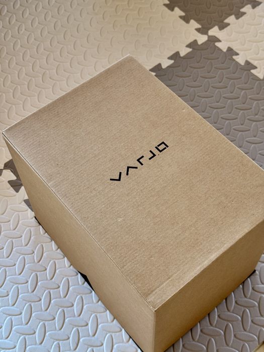 VR очила Varjo Aero