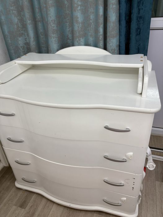 Продам пеленальный комод