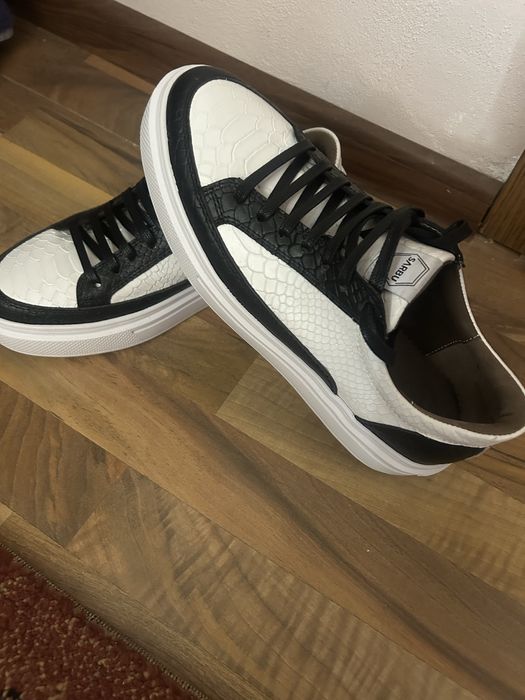 Adidasi Sport Marca Sârbu Atelier