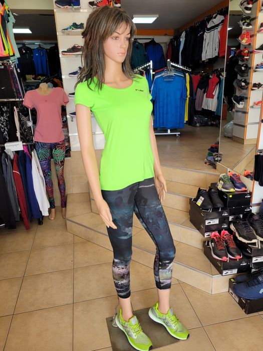 Манекенки два броя с перука