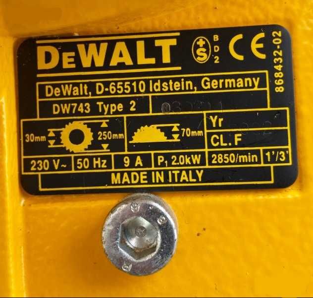 Комбиниран настолен циркуляр, герунг DeWalt DW743 2000W