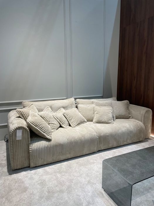 Canapea nou extensibila 3m