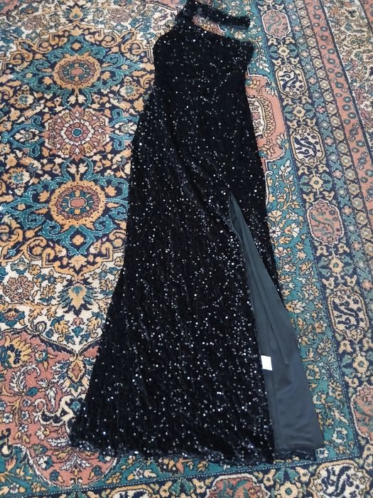 Vând rochie dama