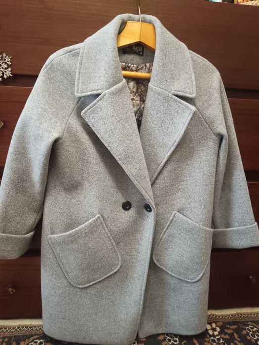 Продам пальто. Размер М. Состояние отличное.