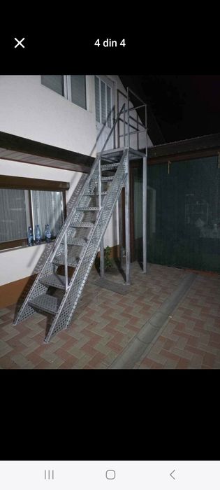 Scari zincate pe comanda