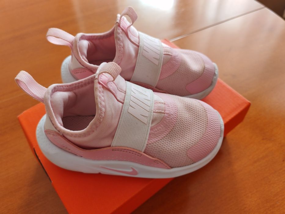 Детски маратонки Nike Flex Runner 4, розови, в кутия