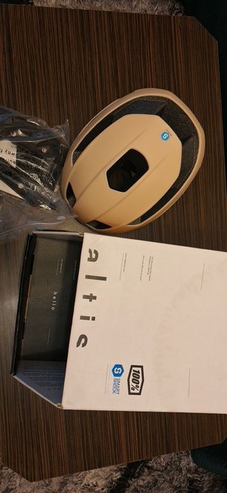 Casca bicicleta Altis 100%