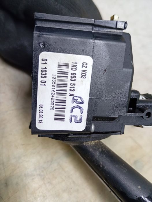 Maneta semnalizare 1K0953513A Volkswagen Touran 1 (2003 - 2006) 1.9 tdi AVQ