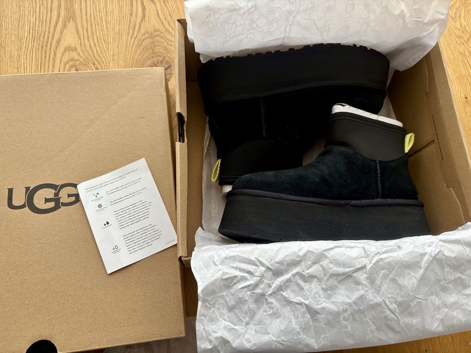 UGG Mini Dipper, noi, originale