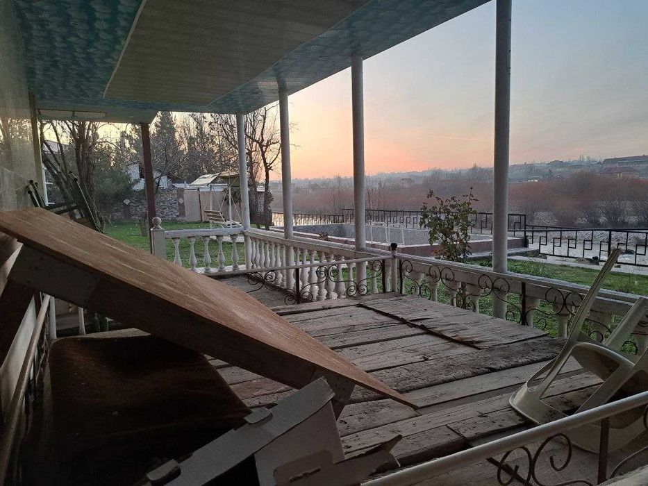 Продам дачный участок на Чирчике