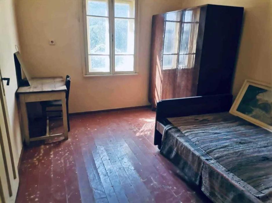 Къща в село Белица