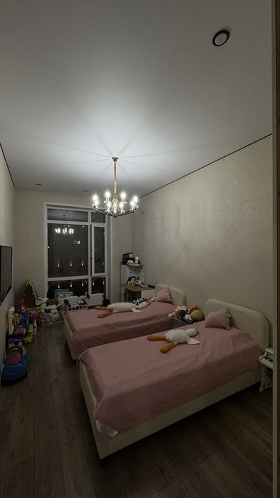 Продам квартиру 3 -х комнатную