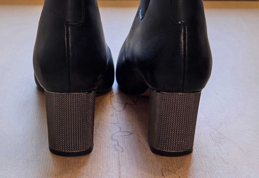 Нови официални дамски обувки