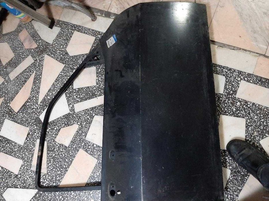 vind usa fata dreapta si usa fata stinga dacia 1310