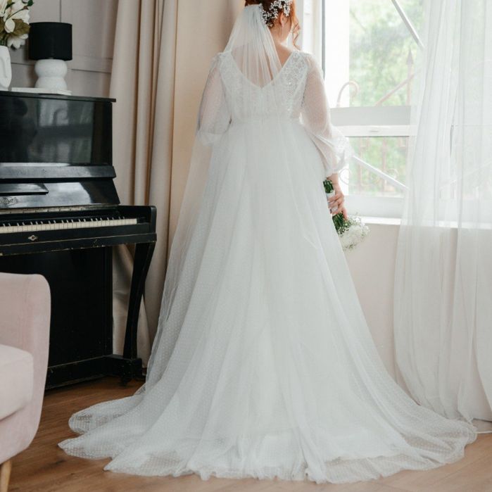 Свадебное платье б/у